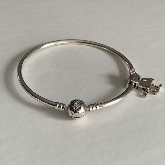 Brand NEW Pandora Disney Bangle + Silver Bella Bot